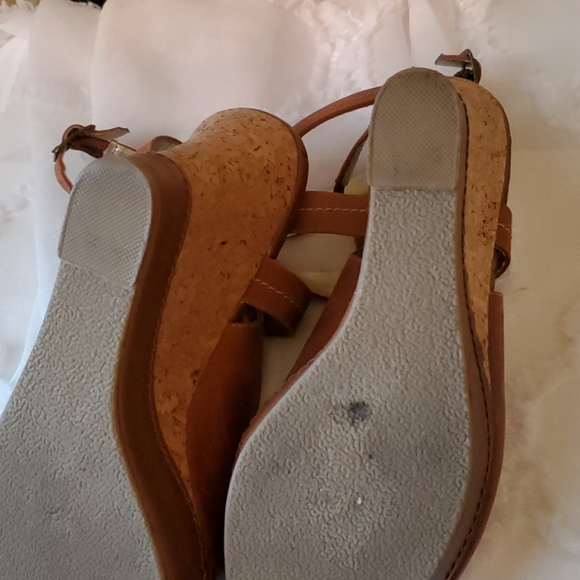 Summer Wedges (Tan) - Picture 5 of 8